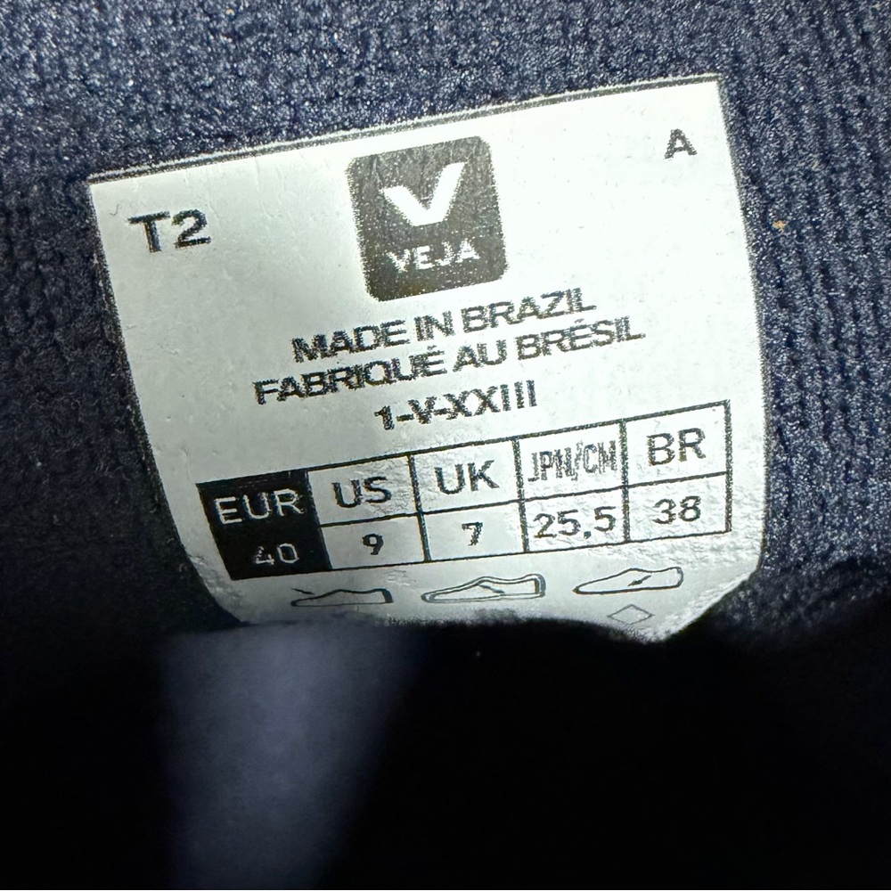 NWT VEJA HIGH TOP SNEAKERS | MINOTAUR SUEDE CAMEL | WOMENS SIZE 9 | WITH BOX - Picture 6 of 8